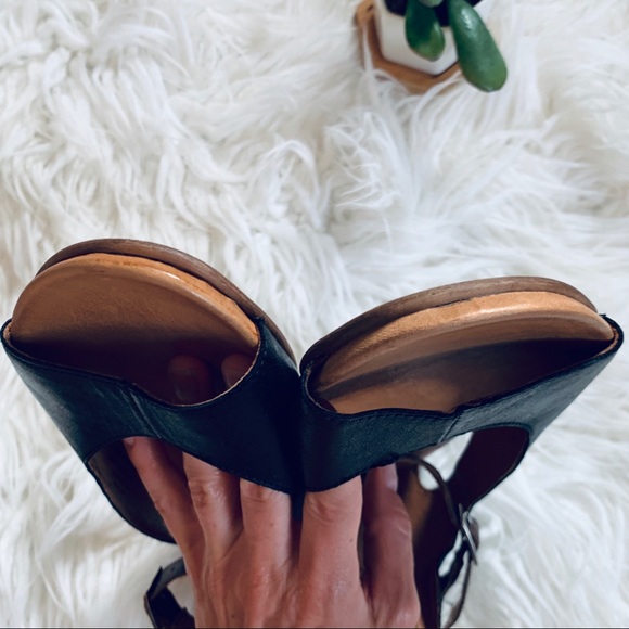 ♻️✌🏻sold✌🏻♻️MIZ MOOZ black and brown leather - Picture 6 of 8